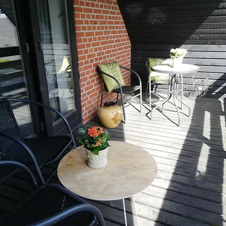 5min Walk To Lego House - Two Bedrooms On Loft Floor With Balcony * With Garden * Billund