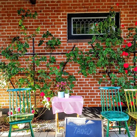 5min Walk To Lego House - Two Bedrooms On Loft Floor With Balcony * With Garden Apartment